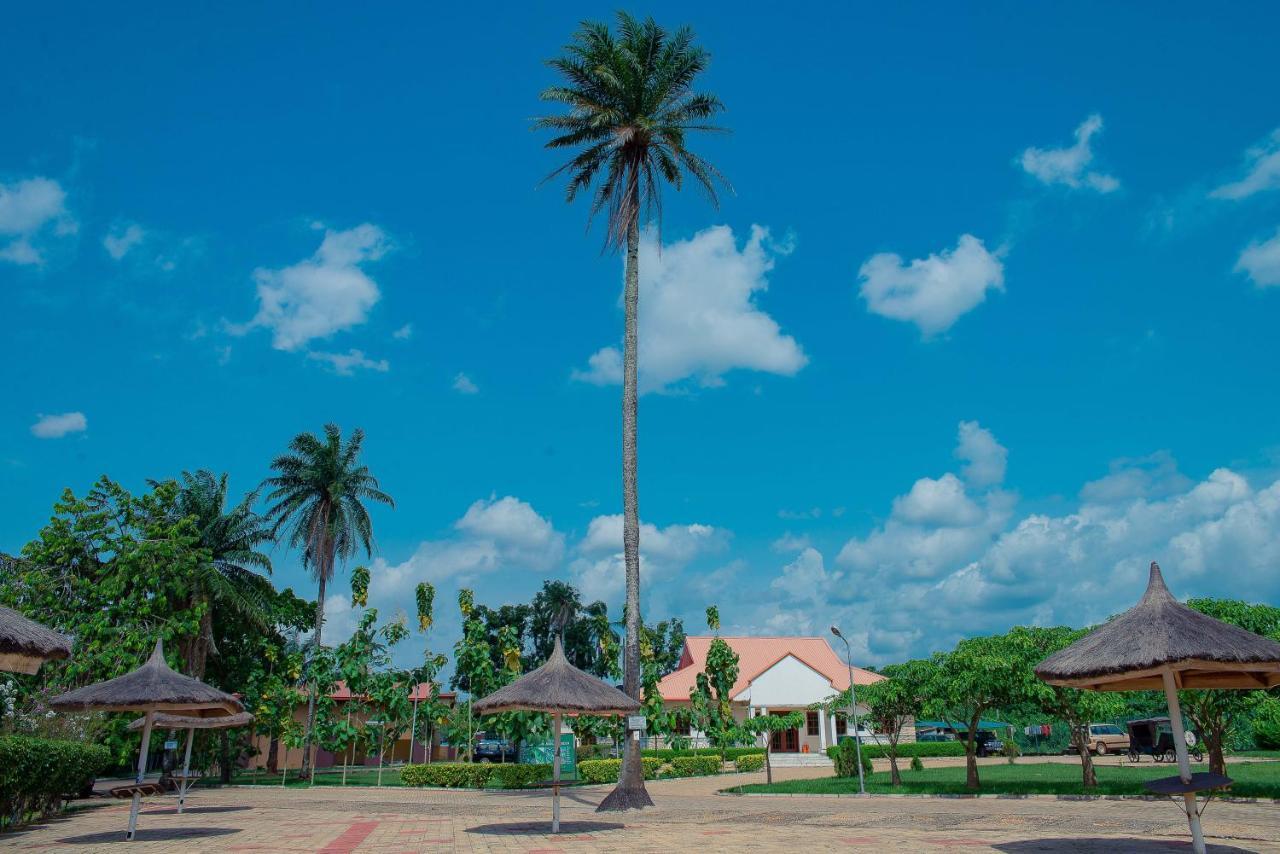 Nelson Mandela Gardens Okpanam Exterior foto